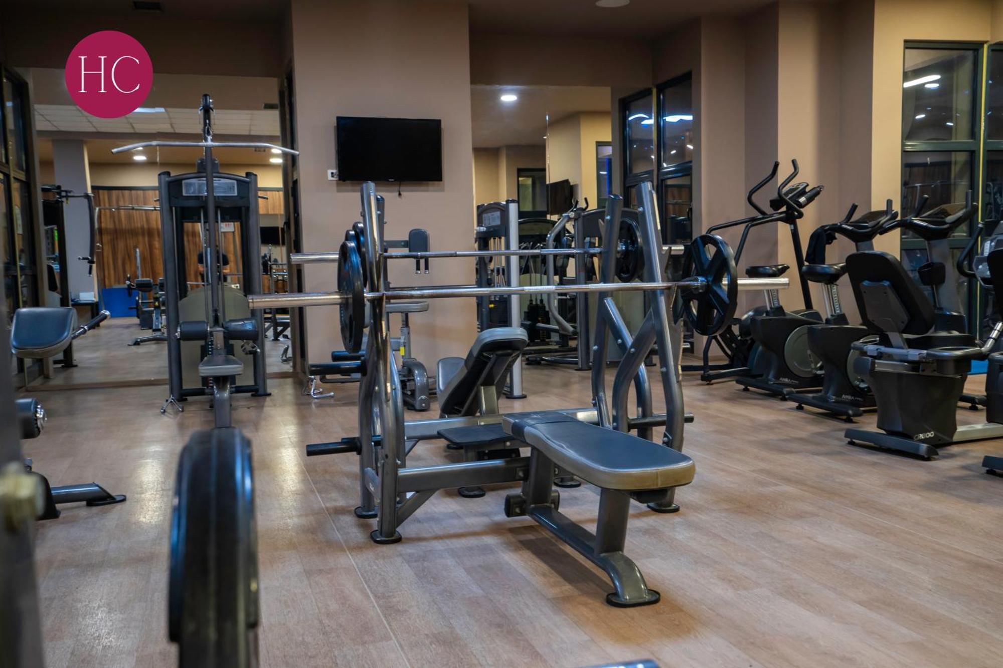 Central Hotel, Fitness And Spa Vinica Exterior photo